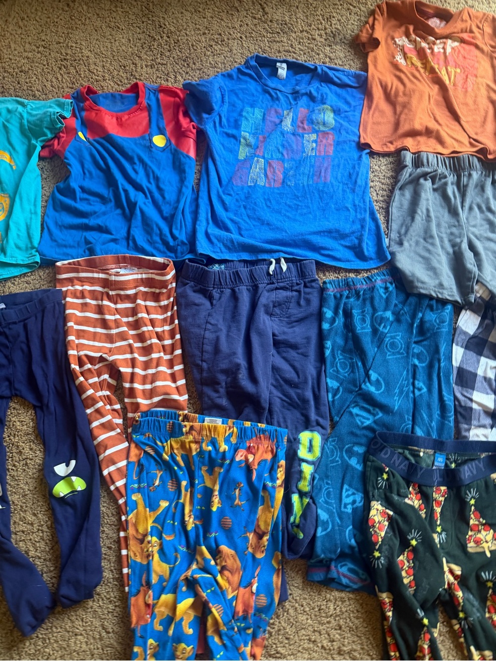 Kids Mixed pajama and t shirt bundle varying sizes between S and size 8 - Picture 5 of 6